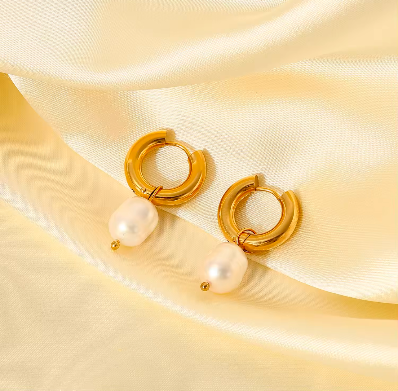 Selena Pearls Gold Huggie mini Hoop ST Earrings