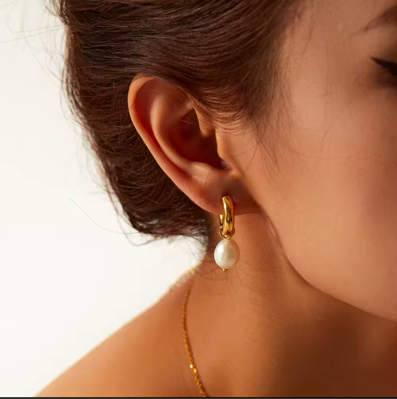 Selena Pearls Gold Huggie mini Hoop ST Earrings
