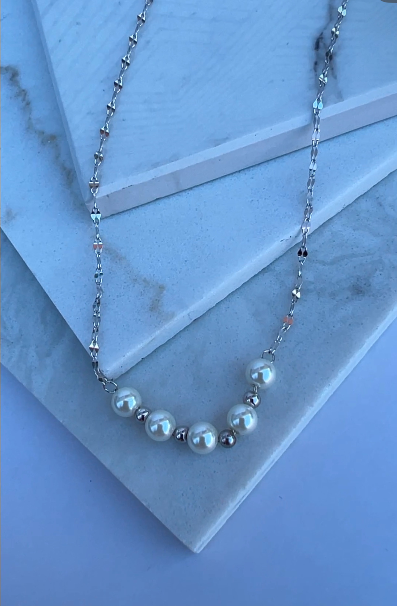 925 Sterling Silver Delicate Pearl Necklace
