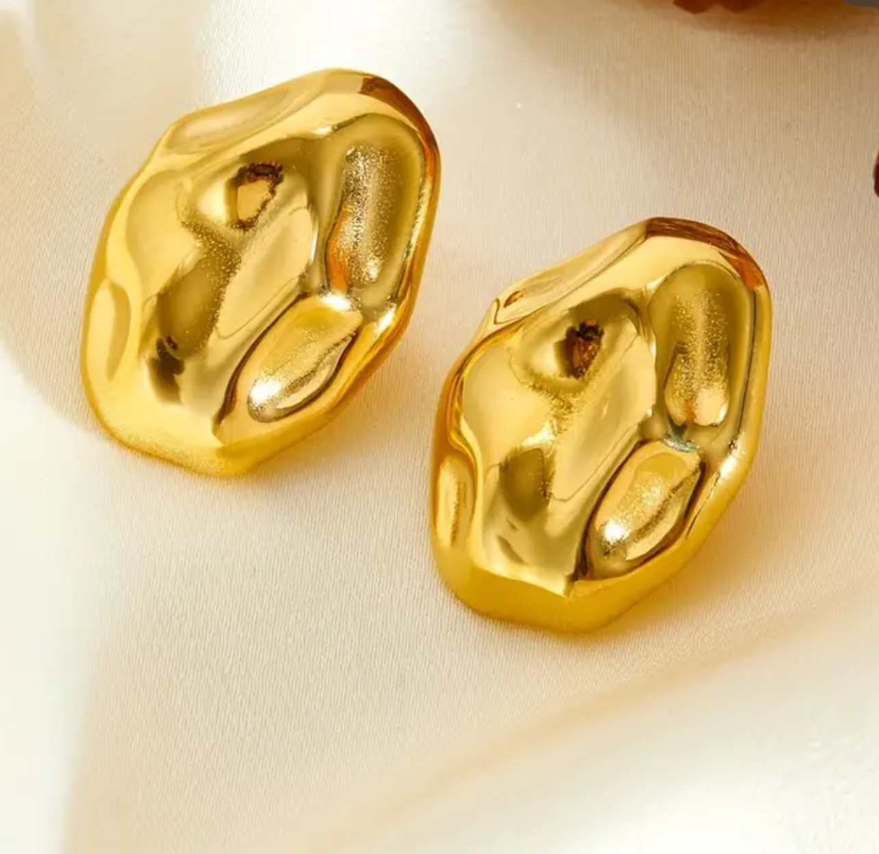 Pebbles Stud Earrings