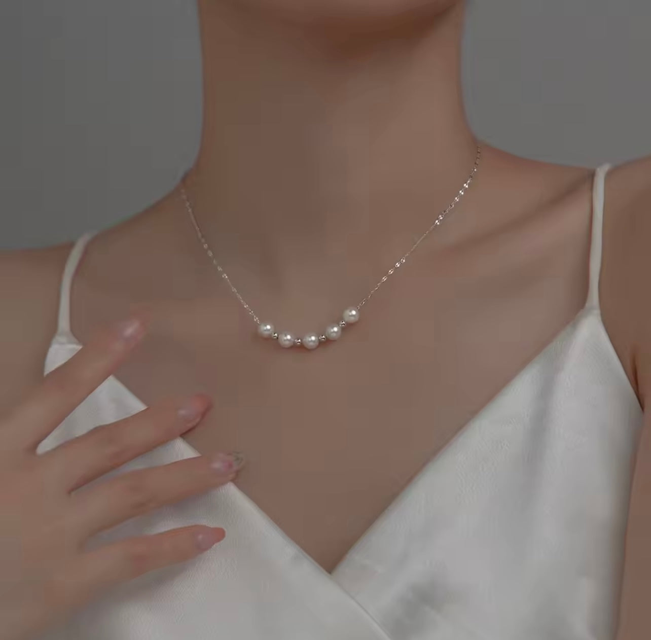 925 Sterling Silver Delicate Pearl Necklace