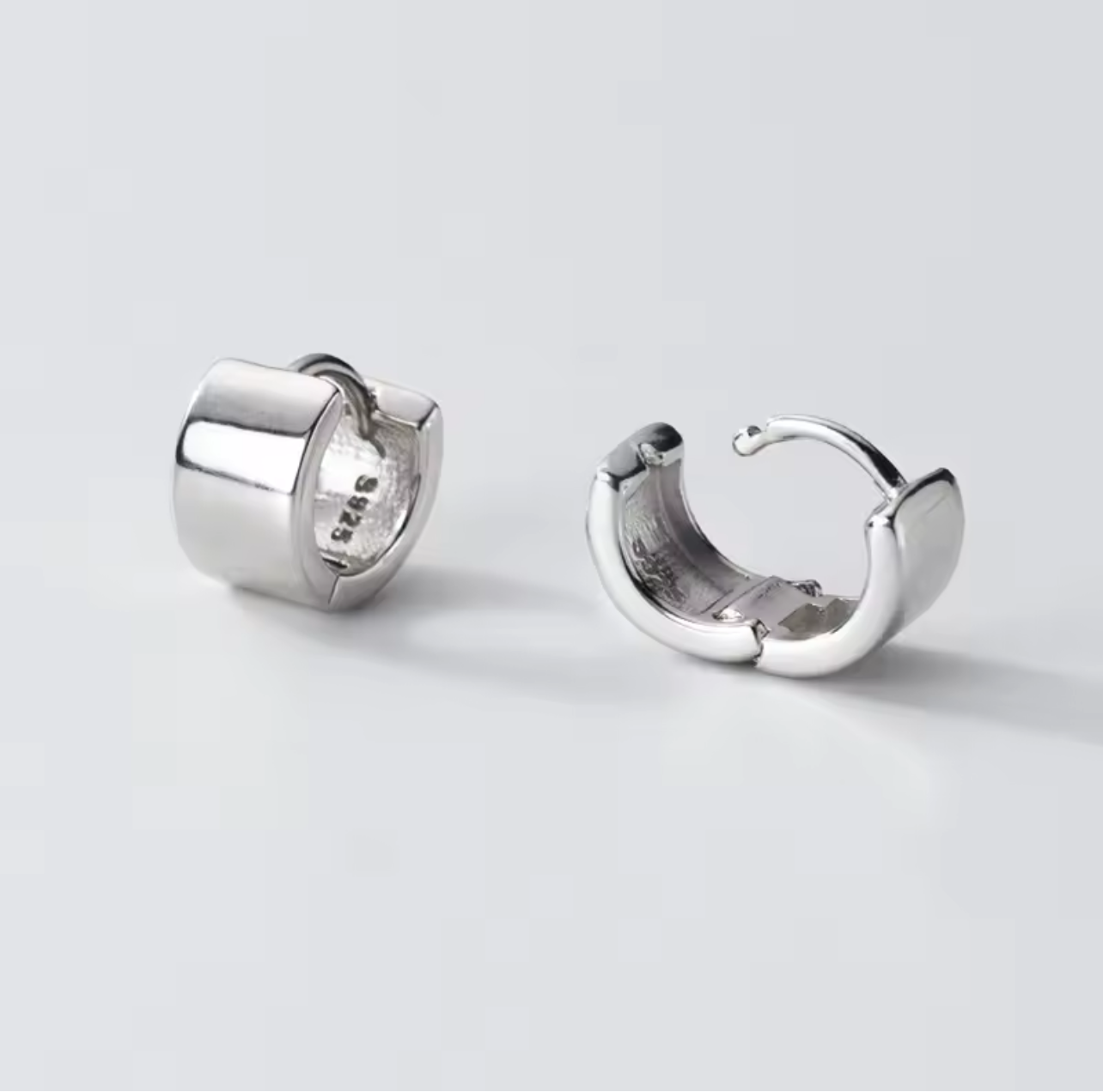 925 Sterling Silver Malu Mini Huggie Earrings